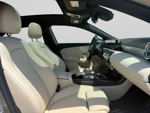 Used 2019 Mercedes-Benz A 220 4MATIC image 35