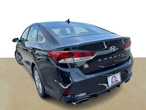 Used 2019 Hyundai Sonata Sport w/ Tech Package 03 FWD image 6