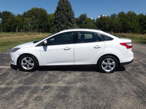 Used 2013 Ford Focus SE image 9