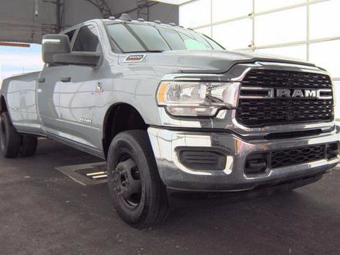 Used 2024 RAM 3500 Big Horn image 4