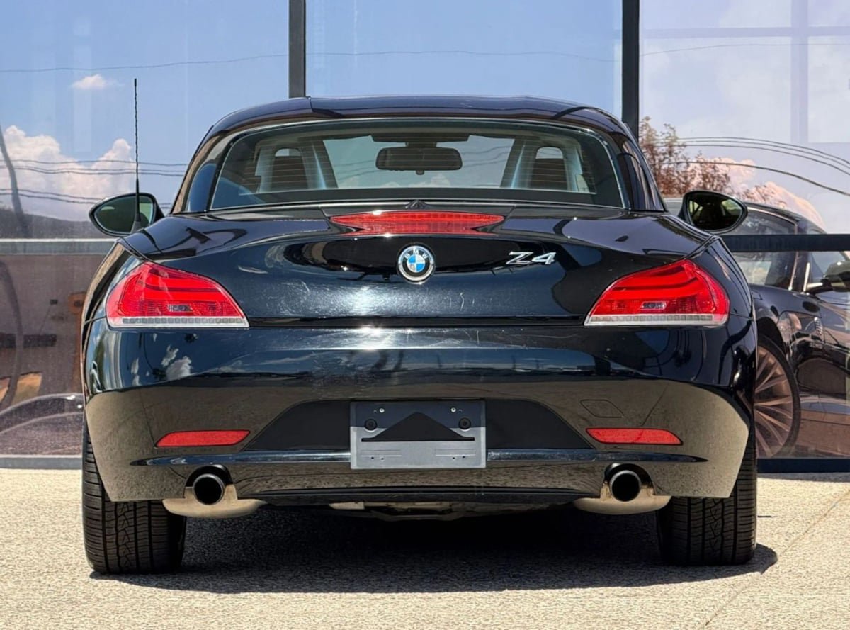 Used 2012 BMW Z4 sDrive35i RWD image 15