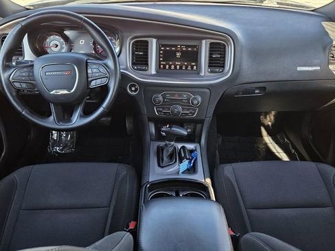 Used 2020 Dodge Charger SXT w/ Blacktop Package RWD image 15
