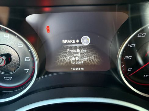 Used 2016 Dodge Charger R/T w/ Navigation & Travel Group image 3