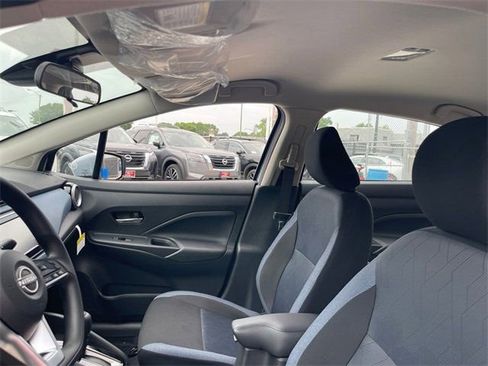 New 2025 Nissan Versa SV w/ Trunk Package image 10
