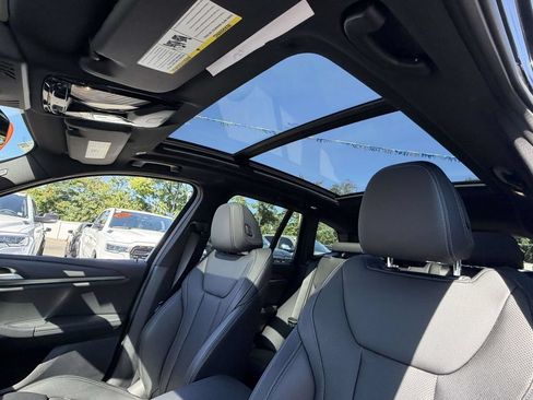 Used 2023 BMW X3 xDrive30i w/ Premium Package AWD/4WD image 18