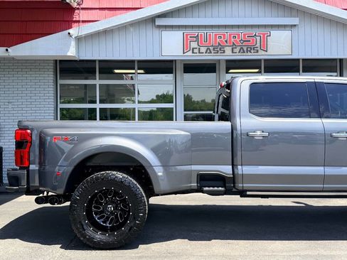Used 2024 Ford F350 Platinum AWD/4WD image 12
