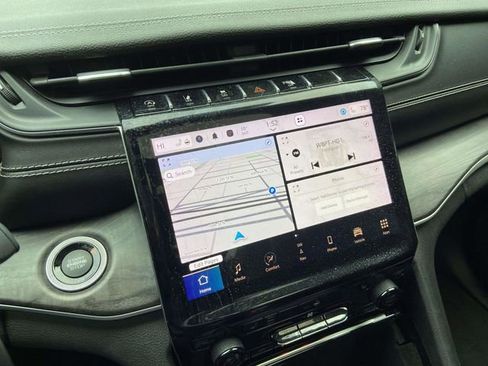 Used 2021 Jeep Grand Cherokee L Limited image 25