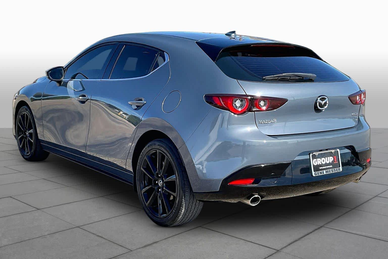 Used 2024 MAZDA MAZDA3 s FWD image 11