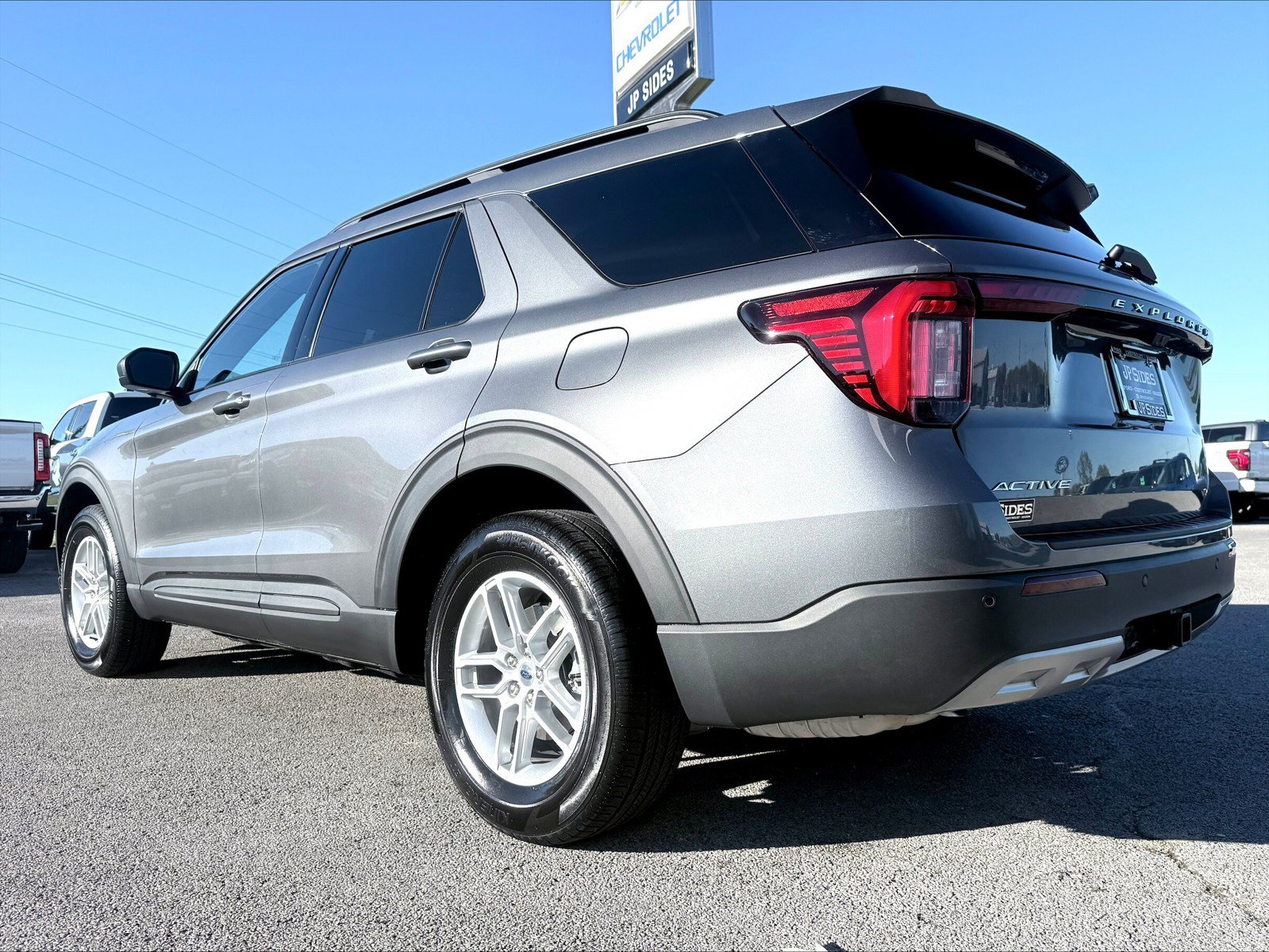 New 2027 Ford Explorer Active w/ Active Comfort Package AWD/4WD image 6
