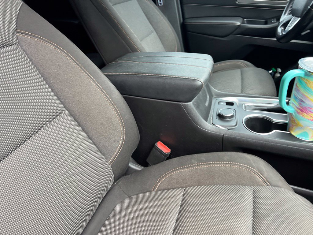 Used 2019 Chevrolet Traverse LT w/ LPO, Blackout Package FWD image 15