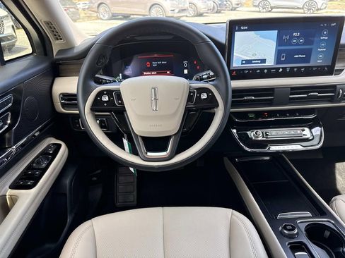 New 2026 Lincoln Corsair Grand Touring image 17