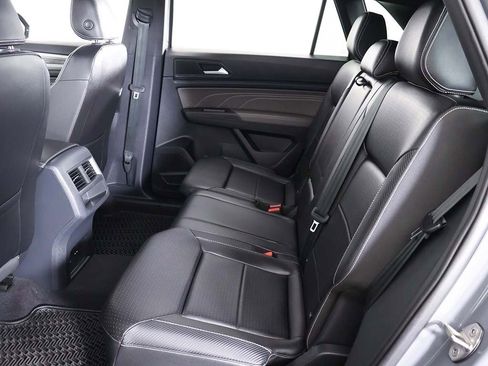 Used 2023 Volkswagen Atlas Cross Sport SE w/ Panoramic Sunroof Package image 35