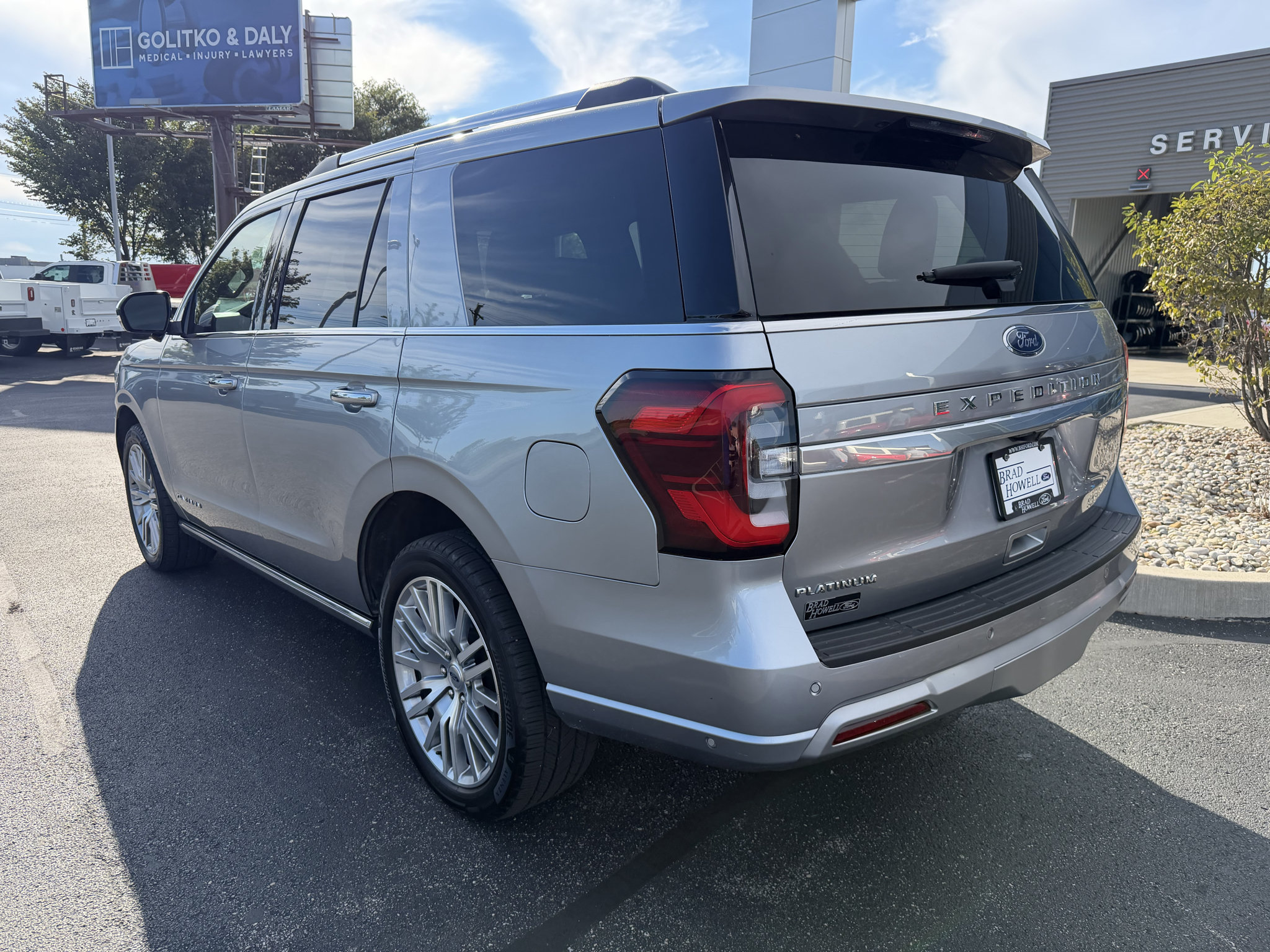 Used 2024 Ford Expedition Platinum AWD/4WD image 17