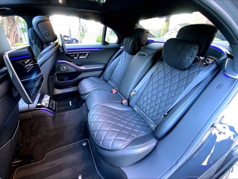 Certified 2023 Mercedes-Benz S 580 4MATIC Sedan image 19