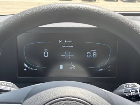Used 2025 Kia Sportage LX FWD image 33
