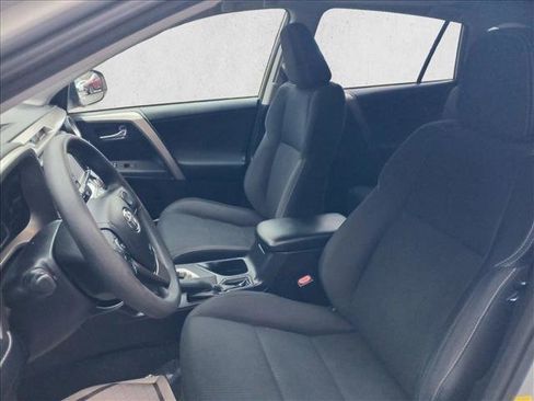 Used 2015 Toyota RAV4 XLE image 15