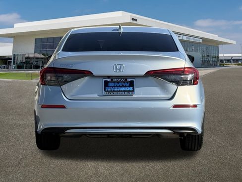 Used 2022 Honda Civic EX image 9