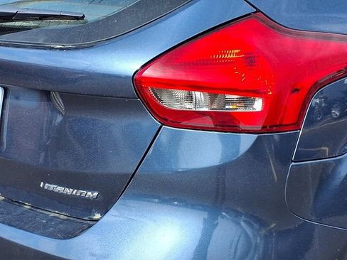 Used 2018 Ford Focus Titanium FWD image 23