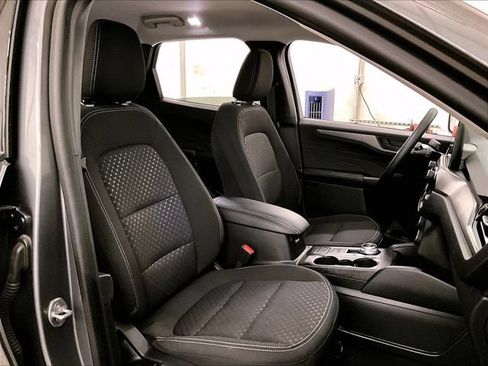 Certified 2024 Ford Escape Active AWD/4WD image 7