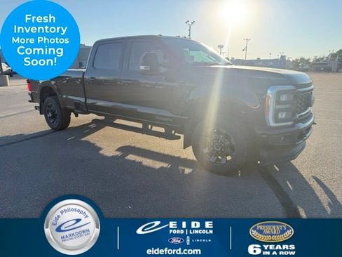 Used 2023 Ford F250 Lariat w/ Lariat Ultimate Package AWD/4WD image 1