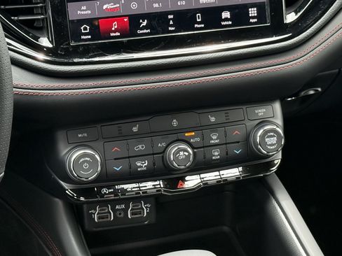 New 2026 Dodge Durango GT w/ Blacktop Package AWD/4WD image 14