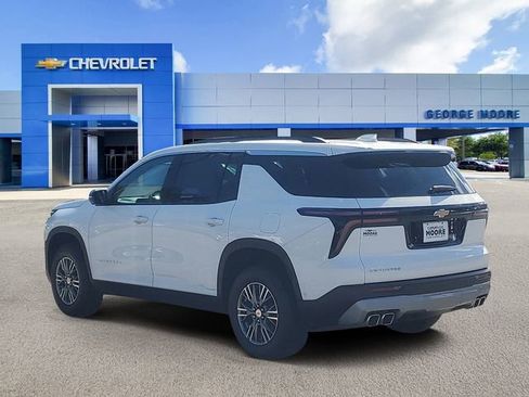 New 2025 Chevrolet Traverse LT w/ Enhanced Driving Package image 3