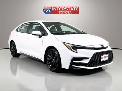 Certified 2023 Toyota Corolla SE FWD image 1