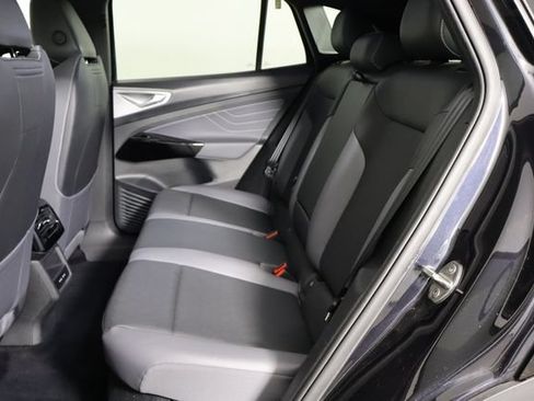 Used 2024 Volkswagen ID.4 Pro S AWD/4WD image 16