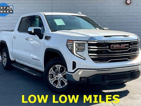 Used 2023 GMC Sierra 1500 SLT w/ SLT Convenience Package image 12