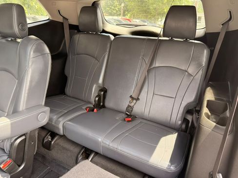 Used 2018 Buick Enclave Premium w/ Experience Buick Package AWD/4WD image 28