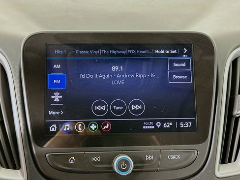 Used 2023 Chevrolet Malibu LT image 19