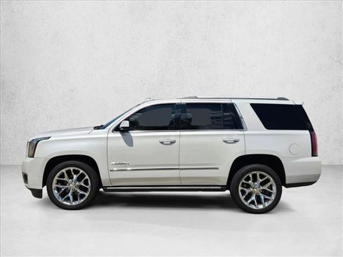 Used 2020 GMC Yukon Denali w/ Denali Ultimate Package RWD image 9