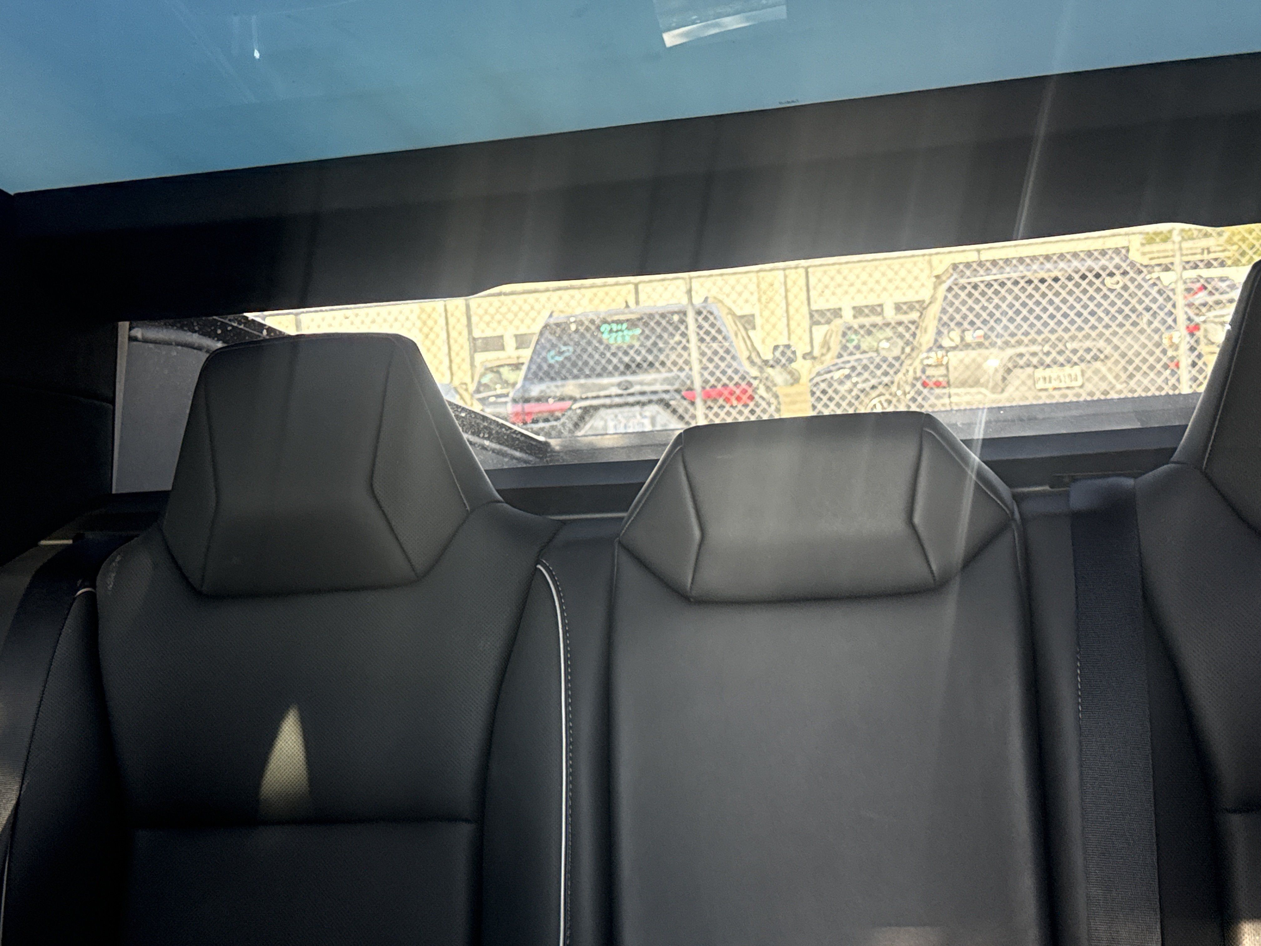Used 2024 Tesla Cybertruck AWD Crew Cab image 9