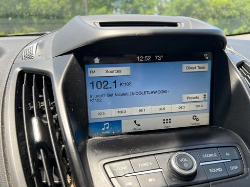 Used 2018 Ford Escape SEL AWD/4WD image 17