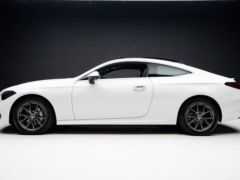 Used 2024 Mercedes-Benz CLE 300 4MATIC Coupe image 18