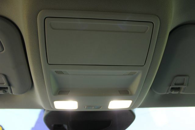 Used 2025 Ford Escape Platinum AWD/4WD image 25