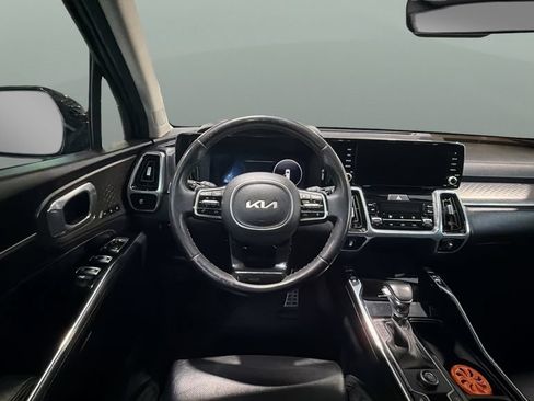 Used 2022 Kia Sorento SX FWD image 11