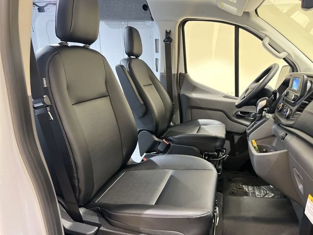 Used 2024 Ford Transit 150 Low Roof RWD image 20