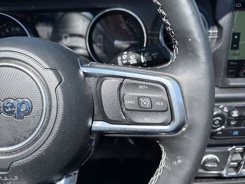 Used 2023 Jeep Wrangler Unlimited Sahara w/ Cold Weather Group AWD/4WD image 20