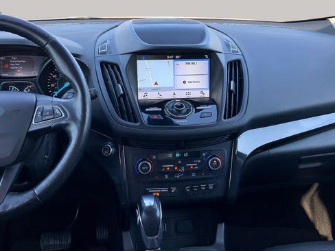 Used 2019 Ford Escape Titanium FWD image 7