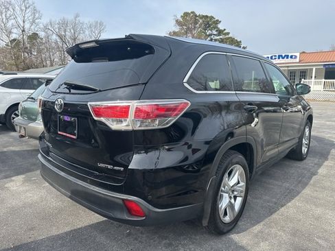 Used 2015 Toyota Highlander Limited Platinum image 5
