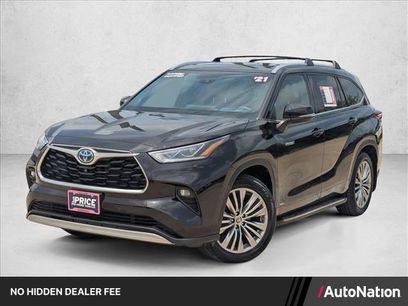 Used 2021 Toyota Highlander Platinum
