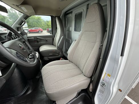 New 2025 GMC Savana 3500 w/ Power Convenience Package image 49
