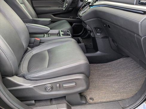 Used 2023 Honda Odyssey Touring image 22