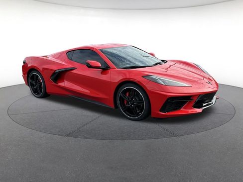 Used 2022 Chevrolet Corvette Stingray Coupe w/ 1LT RWD image 8