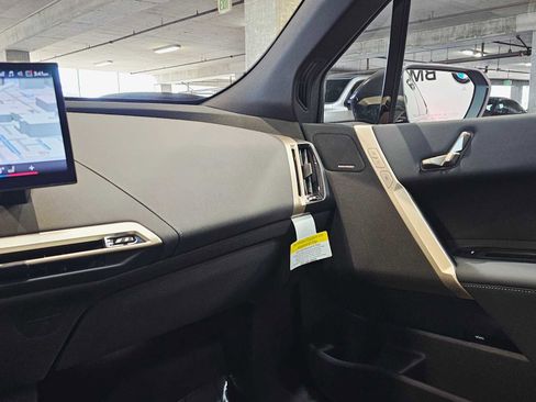 New 2026 BMW iX xDrive45 image 20