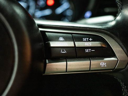 Used 2022 MAZDA MAZDA3 s image 17