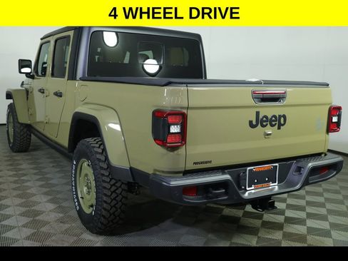New 2026 Jeep Gladiator Willys image 6