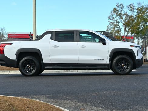 New 2024 Chevrolet Silverado EV W/T image 7