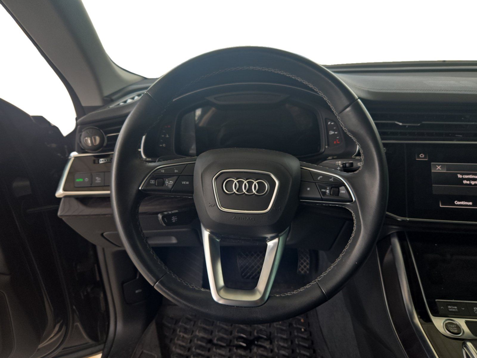 Used 2023 Audi Q8 Premium AWD/4WD image 13